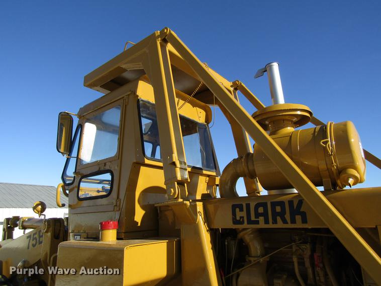image for item EU9553 1970 Clark Michigan 75B wheel loader