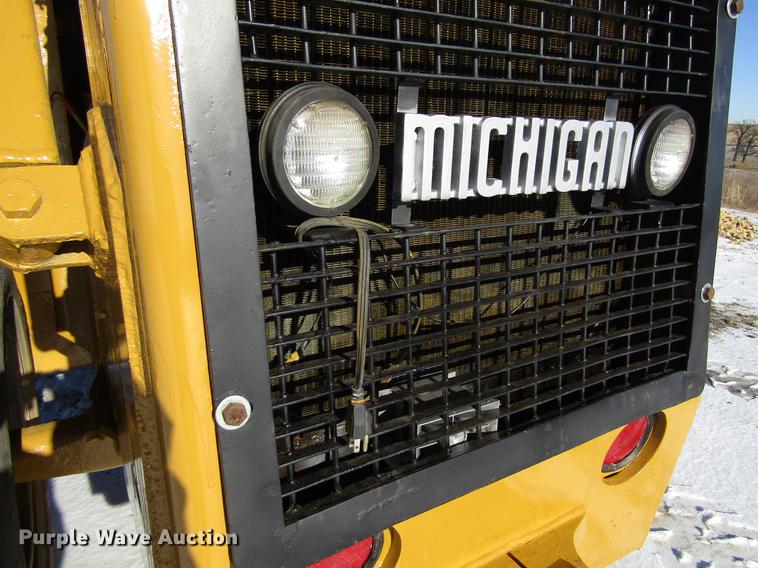 image for item EU9553 1970 Clark Michigan 75B wheel loader