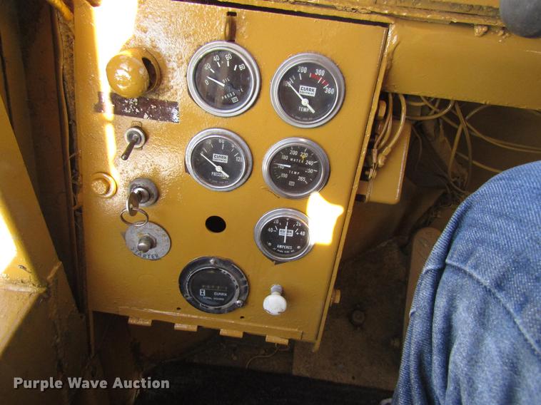 image for item EU9553 1970 Clark Michigan 75B wheel loader