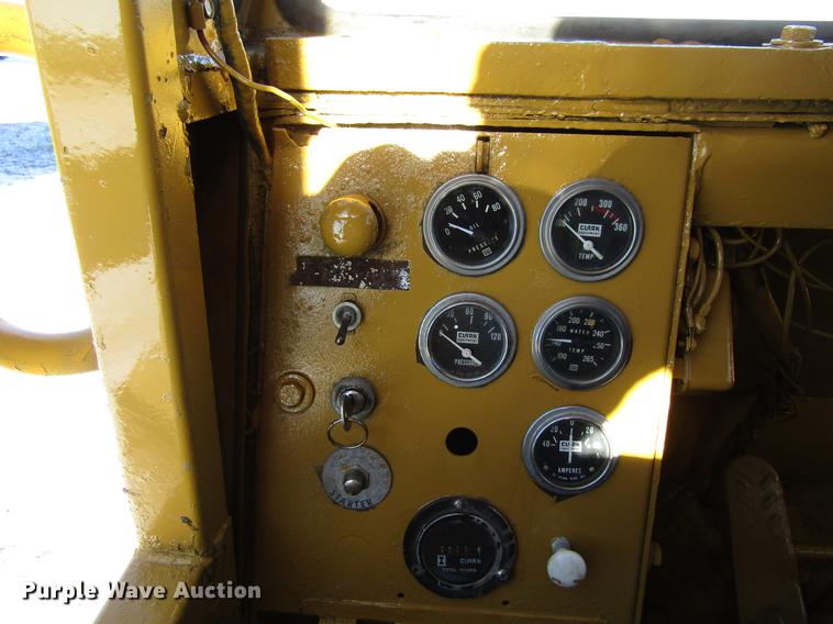 image for item EU9553 1970 Clark Michigan 75B wheel loader