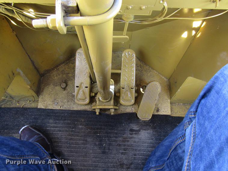 image for item EU9553 1970 Clark Michigan 75B wheel loader