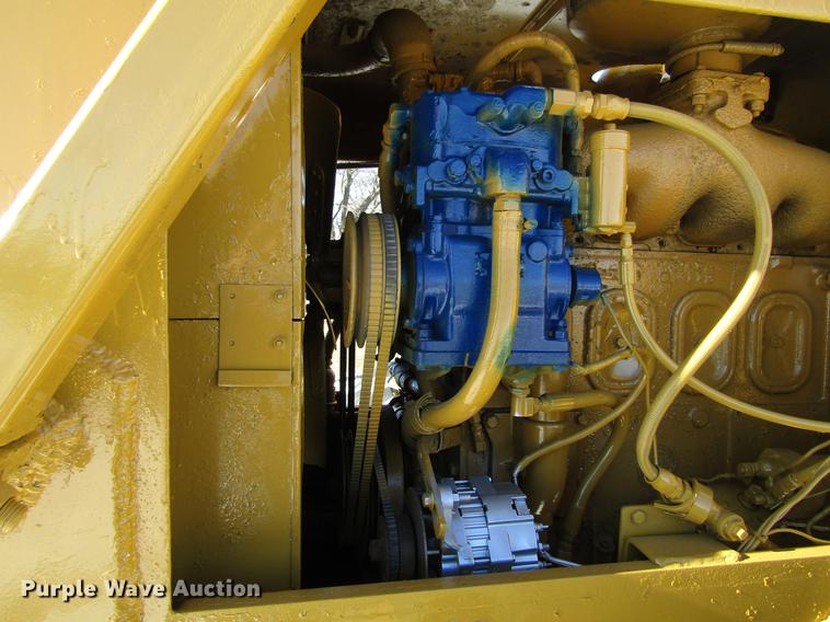 image for item EU9553 1970 Clark Michigan 75B wheel loader