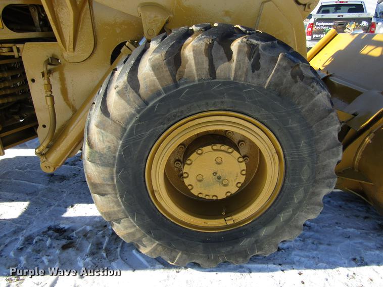 image for item EU9553 1970 Clark Michigan 75B wheel loader