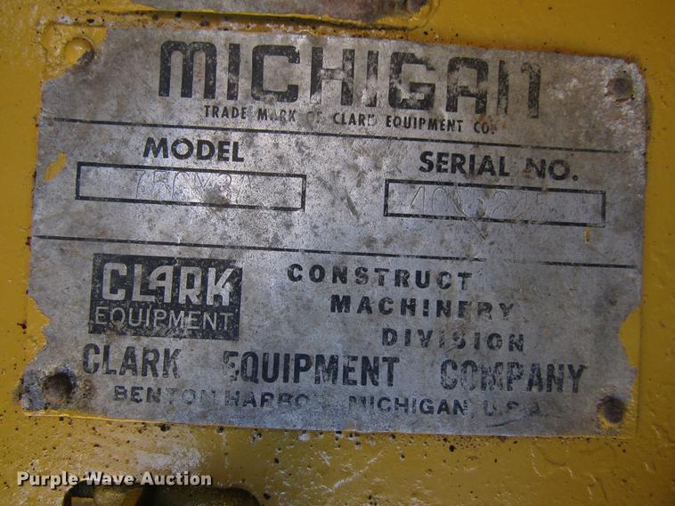 image for item EU9553 1970 Clark Michigan 75B wheel loader