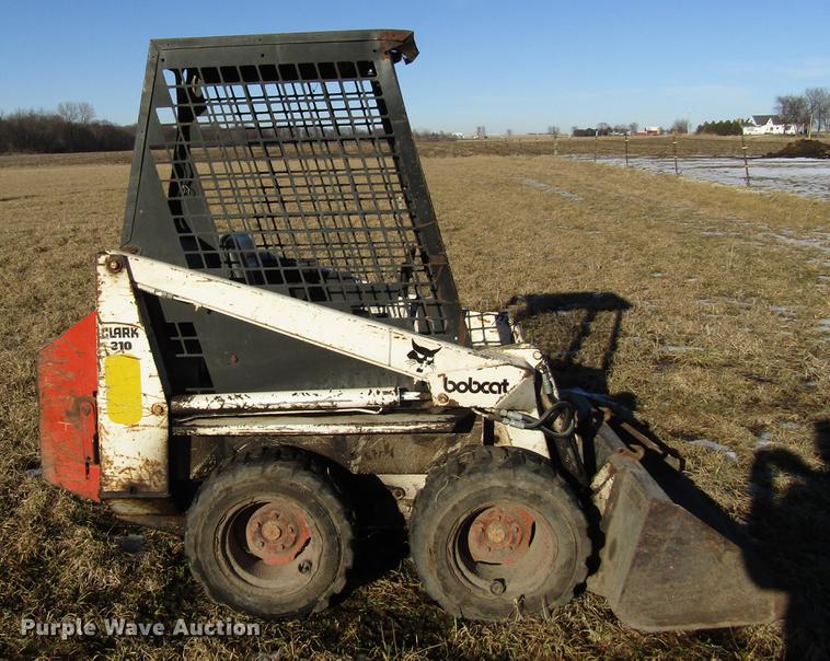 image for item EU9558 1979 Bobcat 310 skid steer