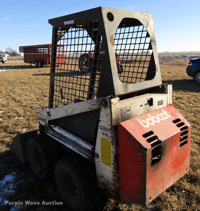 image for item EU9558 1979 Bobcat 310 skid steer