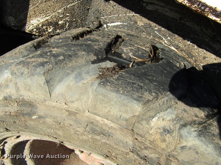 image for item EU9558 1979 Bobcat 310 skid steer