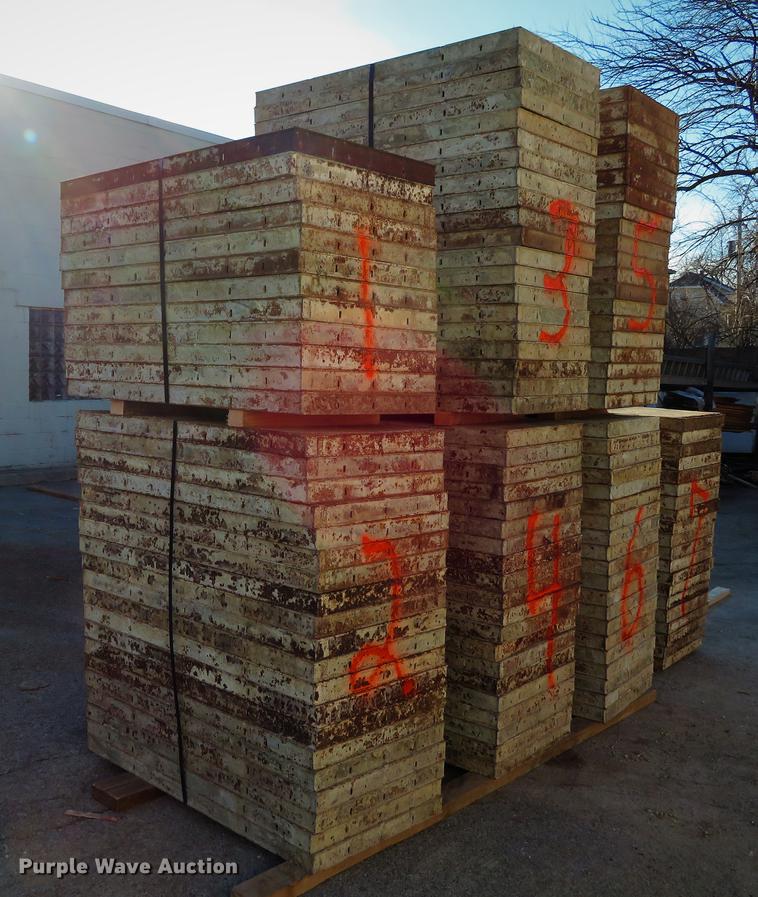 image for item EV9545 (132) concrete forms