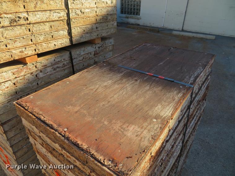 image for item EV9545 (132) concrete forms