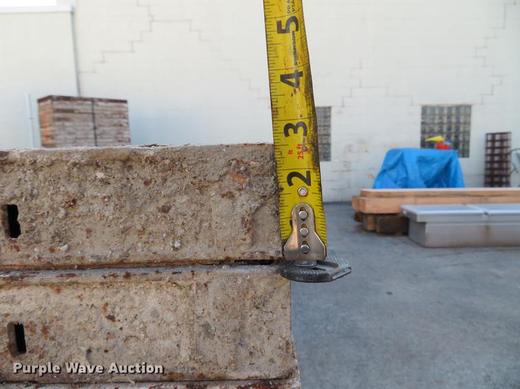 image for item EV9546 (160) concrete forms