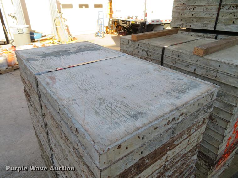 image for item EV9546 (160) concrete forms