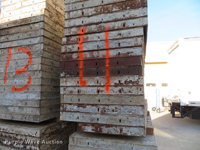 image for item EV9546 (160) concrete forms