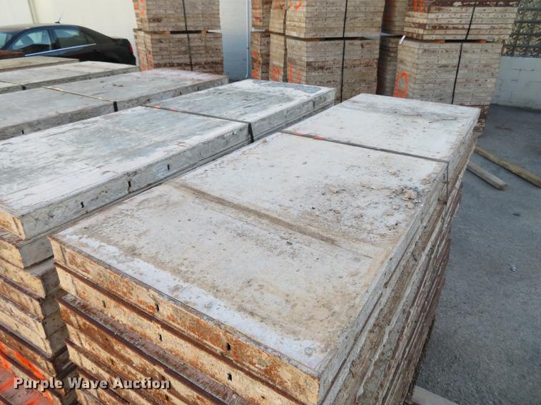 image for item EV9547 (120) concrete forms