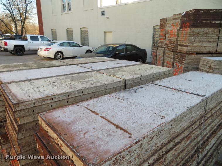 image for item EV9549 (80) concrete forms