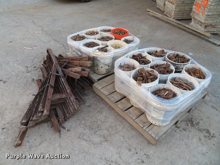 image for item EV9551 Concrete supplies