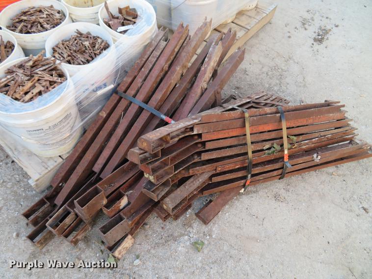 image for item EV9551 Concrete supplies