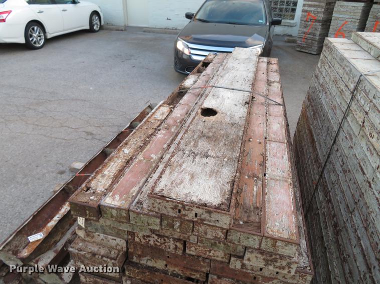 image for item EV9554 (108) concrete forms