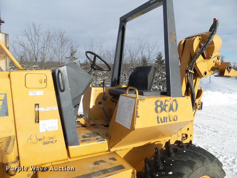 image for item EW9868 2000 Case 860 vibratory cable plow