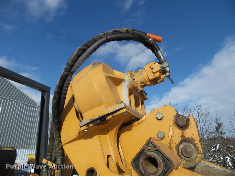 image for item EW9868 2000 Case 860 vibratory cable plow