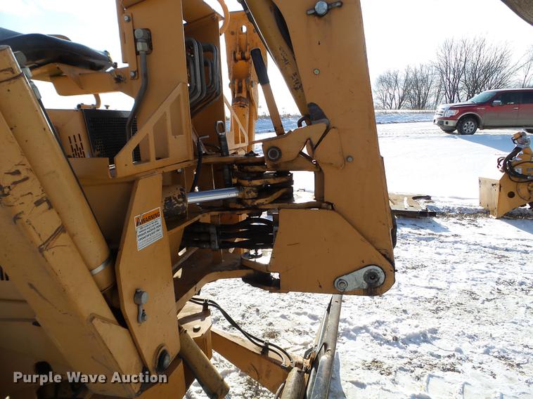 image for item EW9868 2000 Case 860 vibratory cable plow