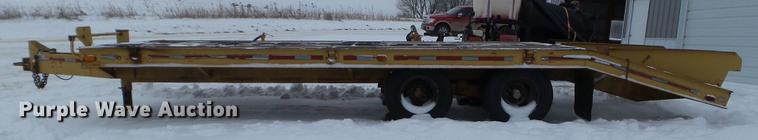 image for item EW9870 1988 Belshe FB-24 equipment trailer