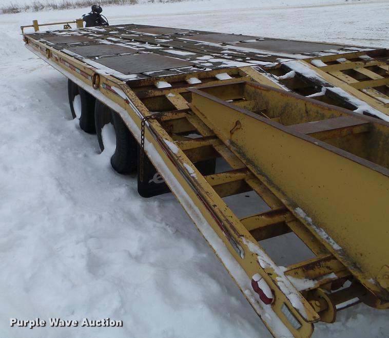 image for item EW9870 1988 Belshe FB-24 equipment trailer