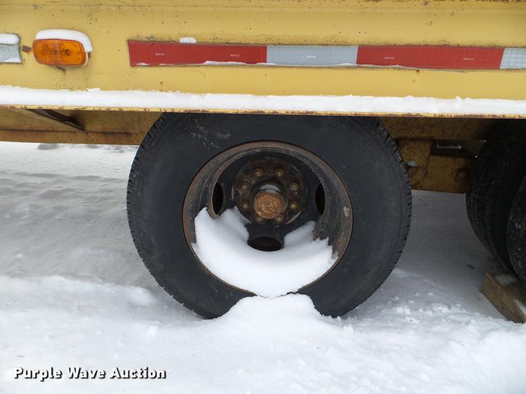 image for item EW9870 1988 Belshe FB-24 equipment trailer