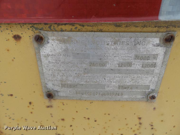 image for item EW9870 1988 Belshe FB-24 equipment trailer