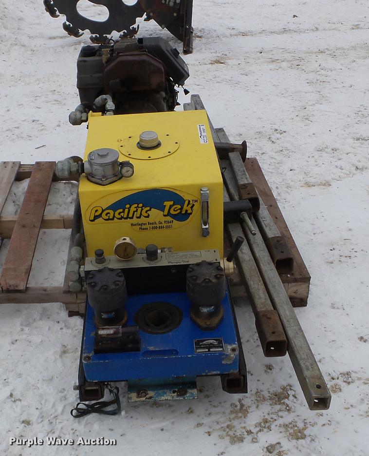 image for item EW9871 Pacific Tek PT25G valve turner