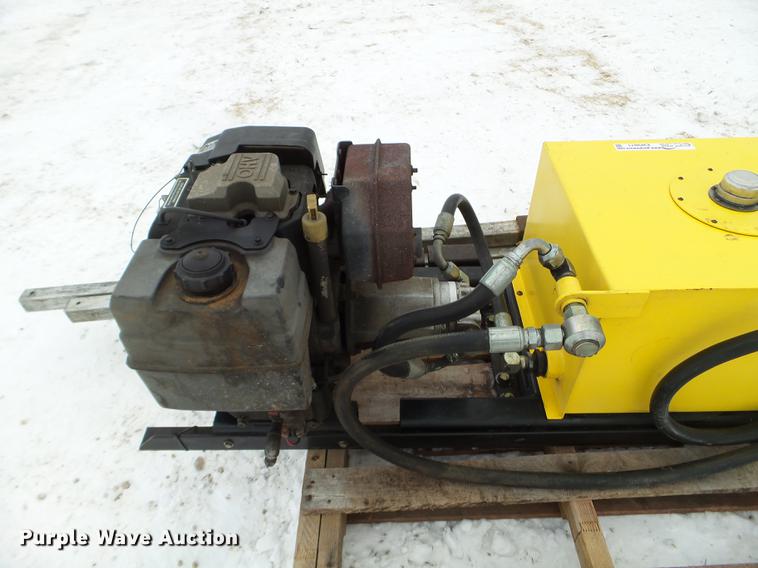 image for item EW9871 Pacific Tek PT25G valve turner