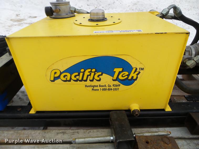 image for item EW9871 Pacific Tek PT25G valve turner