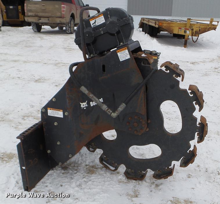 image for item EW9872 Bobcat vibratory skid steer trench compactor