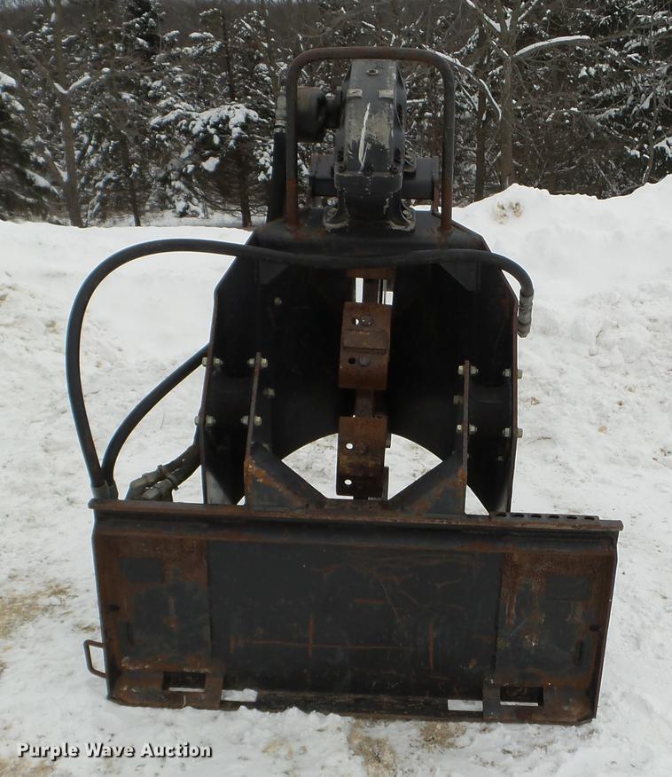 Bobcat vibratory skid steer trench compactor in Viroqua, WI Item