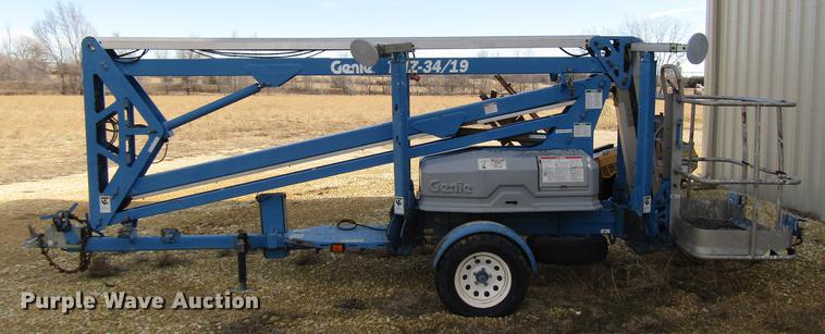 image for item FJ9597 1999 Genie TMZ34 boom lift