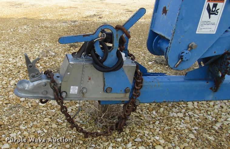 image for item FJ9597 1999 Genie TMZ34 boom lift
