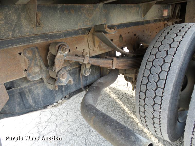 image for item DA3604 2001 Ford F450 Super Duty flat dump bed truck