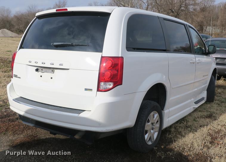 image for item DB8908 2011 Dodge Grand Caravan van