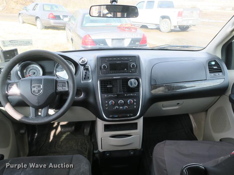 image for item DB8908 2011 Dodge Grand Caravan van