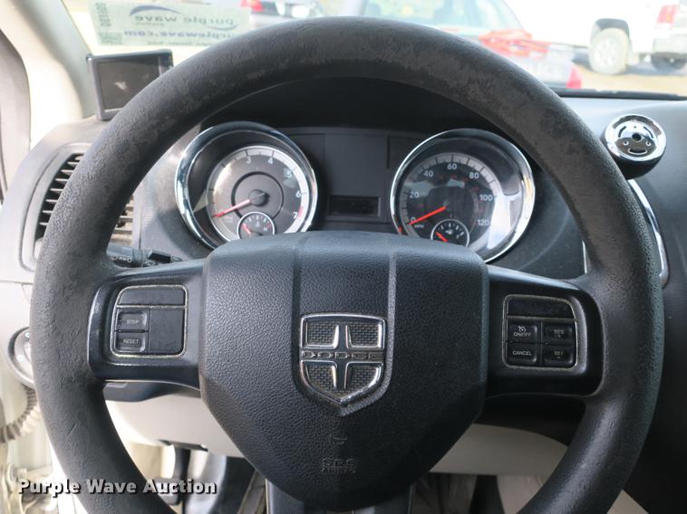 image for item DB8908 2011 Dodge Grand Caravan van