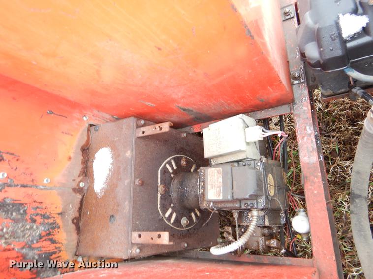 image for item DE0014 1993 Crafco EZ Pour melter applicator