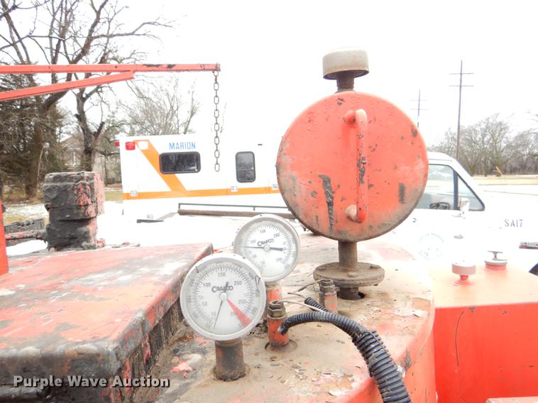 image for item DE0014 1993 Crafco EZ Pour melter applicator