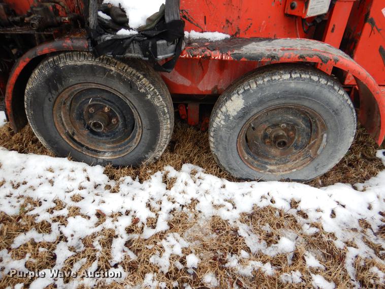 image for item DE0014 1993 Crafco EZ Pour melter applicator