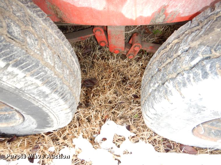 image for item DE0014 1993 Crafco EZ Pour melter applicator