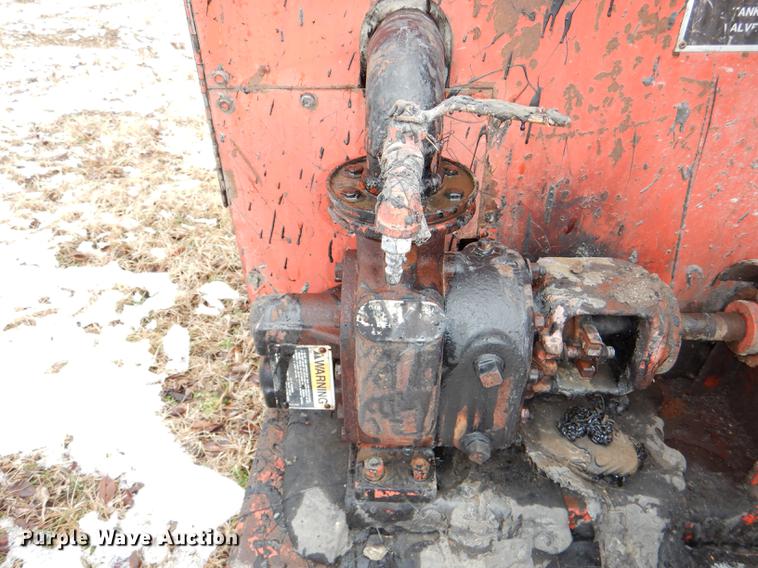 image for item DE0014 1993 Crafco EZ Pour melter applicator