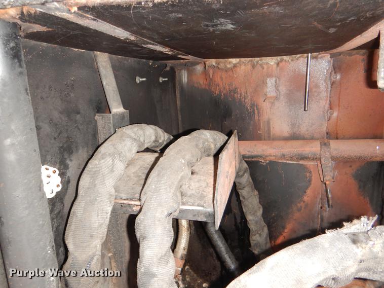 image for item DE0014 1993 Crafco EZ Pour melter applicator