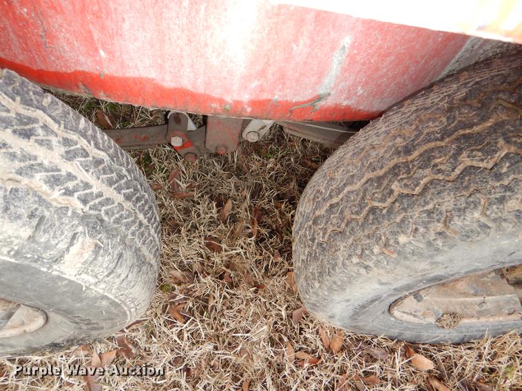 image for item DE0014 1993 Crafco EZ Pour melter applicator