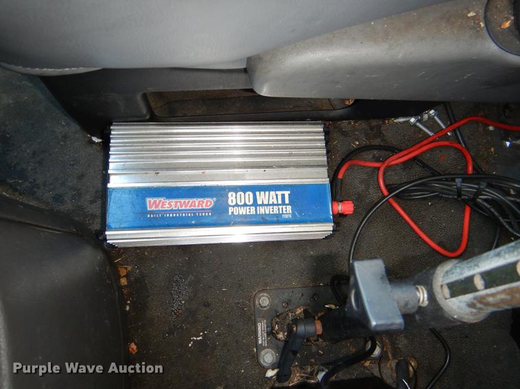 image for item DE0043 2004 Ford E350 Super Duty van