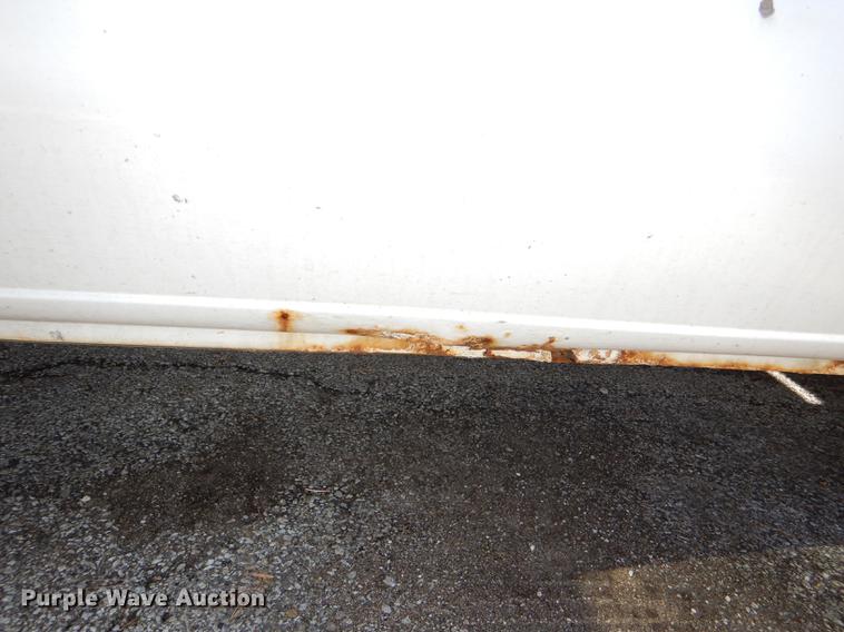 image for item DE0043 2004 Ford E350 Super Duty van