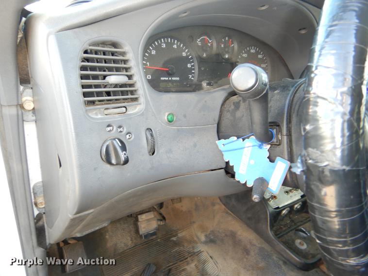 image for item DE0044 2005 Ford Ranger pickup truck