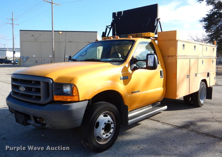 image for item DE0045 1999 Ford F450 Super Duty XL utility truck